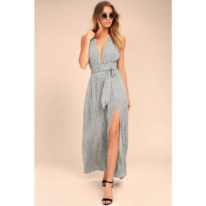 Lulu’s Casablanca Queen Black and White Print Maxi Dress Size Small Rayon Womens